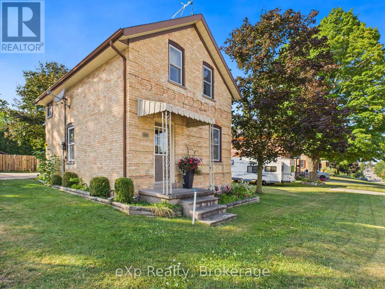 56 Absalom Street W, South Bruce, Ontario  N0G 2J0 - Photo 3 - X12344497