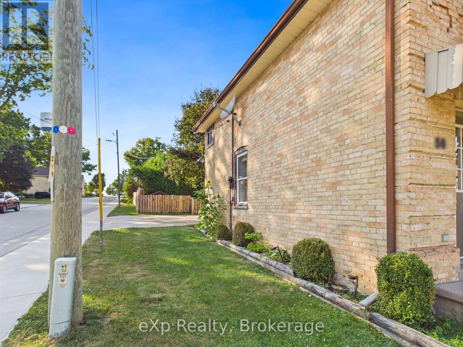 56 Absalom Street W, South Bruce, Ontario  N0G 2J0 - Photo 8 - X12344497