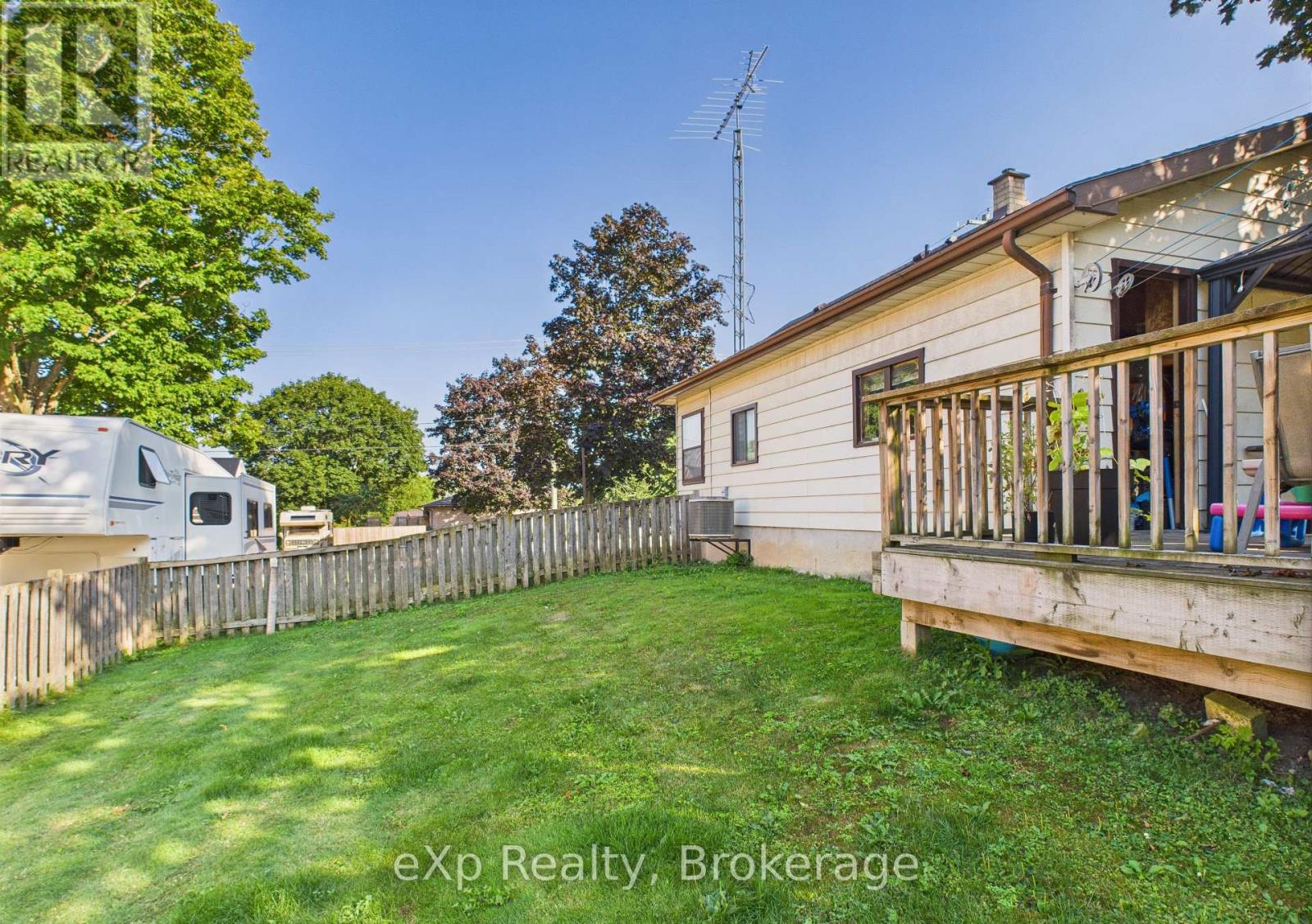 56 Absalom Street W, South Bruce, Ontario  N0G 2J0 - Photo 9 - X12344497