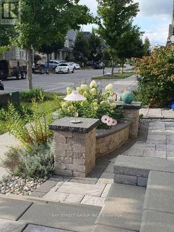 209 Kentland Street, Markham, Ontario  L6E 2E2 - Photo 18 - N12340735