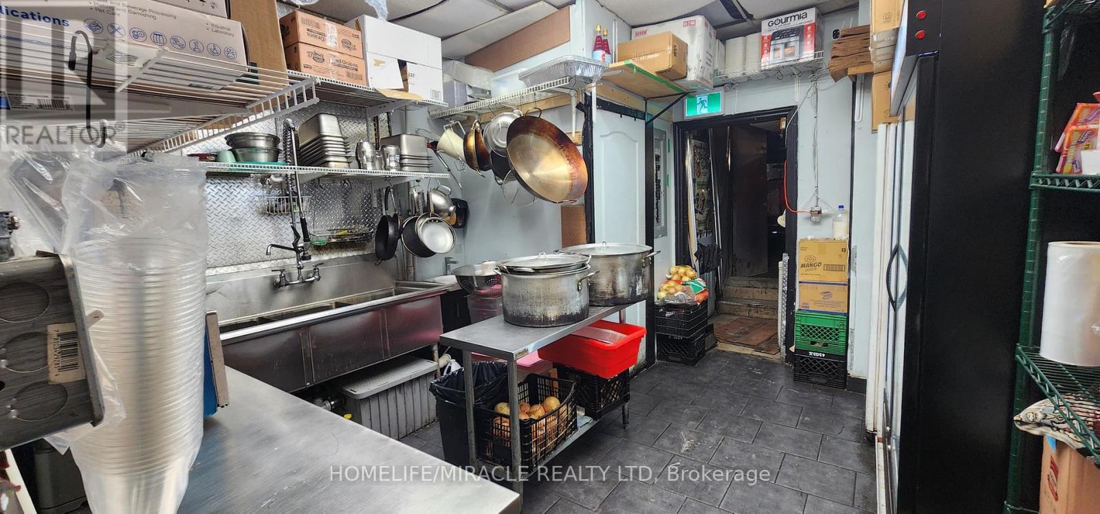 408 Dalhousie Street, Ottawa, Ontario  K1N 9J9 - Photo 9 - X12343185