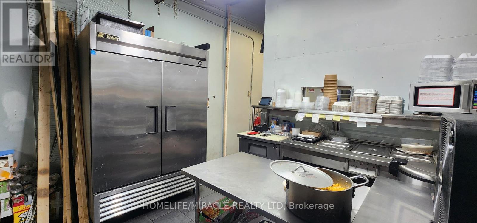 408 Dalhousie Street, Ottawa, Ontario  K1N 9J9 - Photo 16 - X12343185