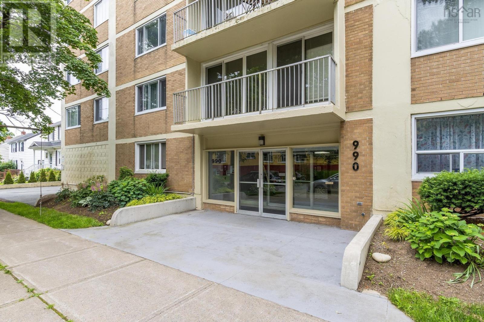 305 990 Mclean Street, Halifax, Nova Scotia  B3H 2V1 - Photo 2 - 202517519