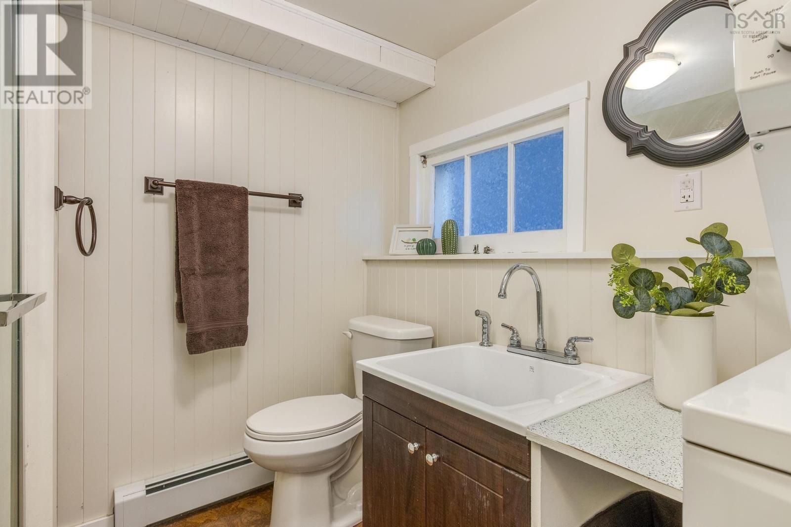 3707 Rosemeade Avenue, Halifax, Nova Scotia  B3K 4L9 - Photo 33 - 202520531