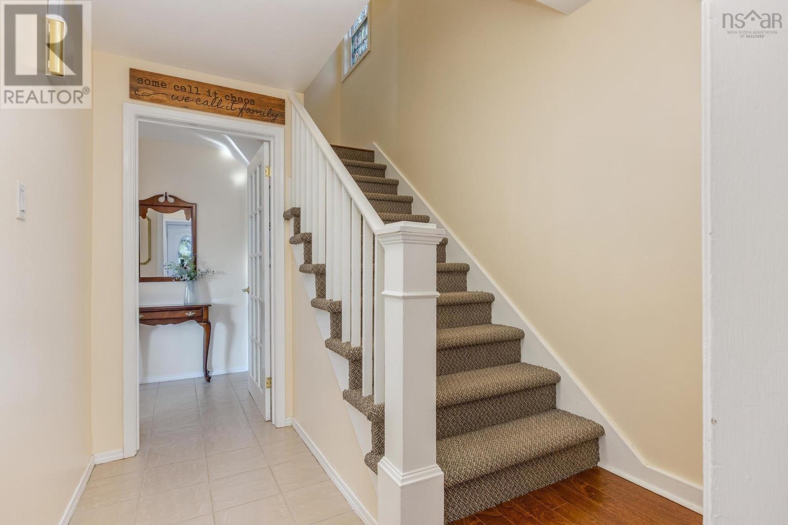 Property at 3707 Rosemeade Avenue image 4