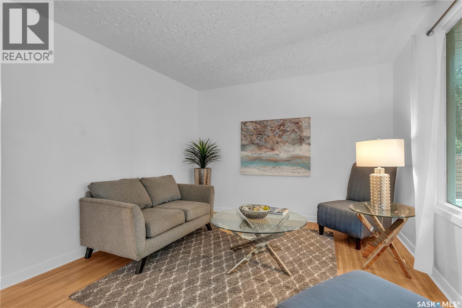 Property at 1617 Cairns AVENUE image 5