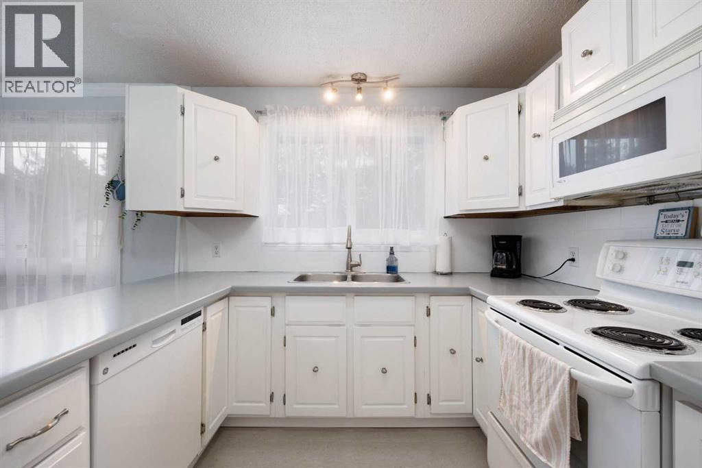 191 Cardinal Drive, Fort Mcmurray, Alberta  T9K 1H8 - Photo 10 - A2248233