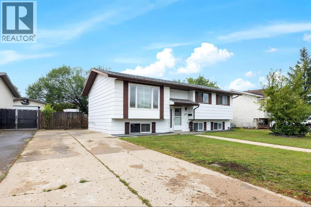 191 Cardinal Drive, Fort Mcmurray, Alberta  T9K 1H8 - Photo 3 - A2248233