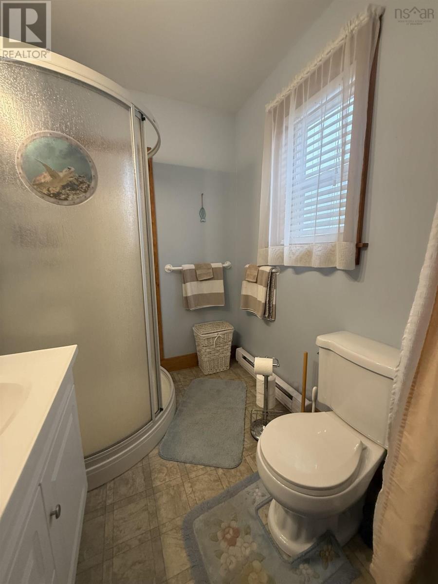 96 East Side Bickerton Road, Port Bickerton, Nova Scotia  B0J 1A0 - Photo 34 - 202506626