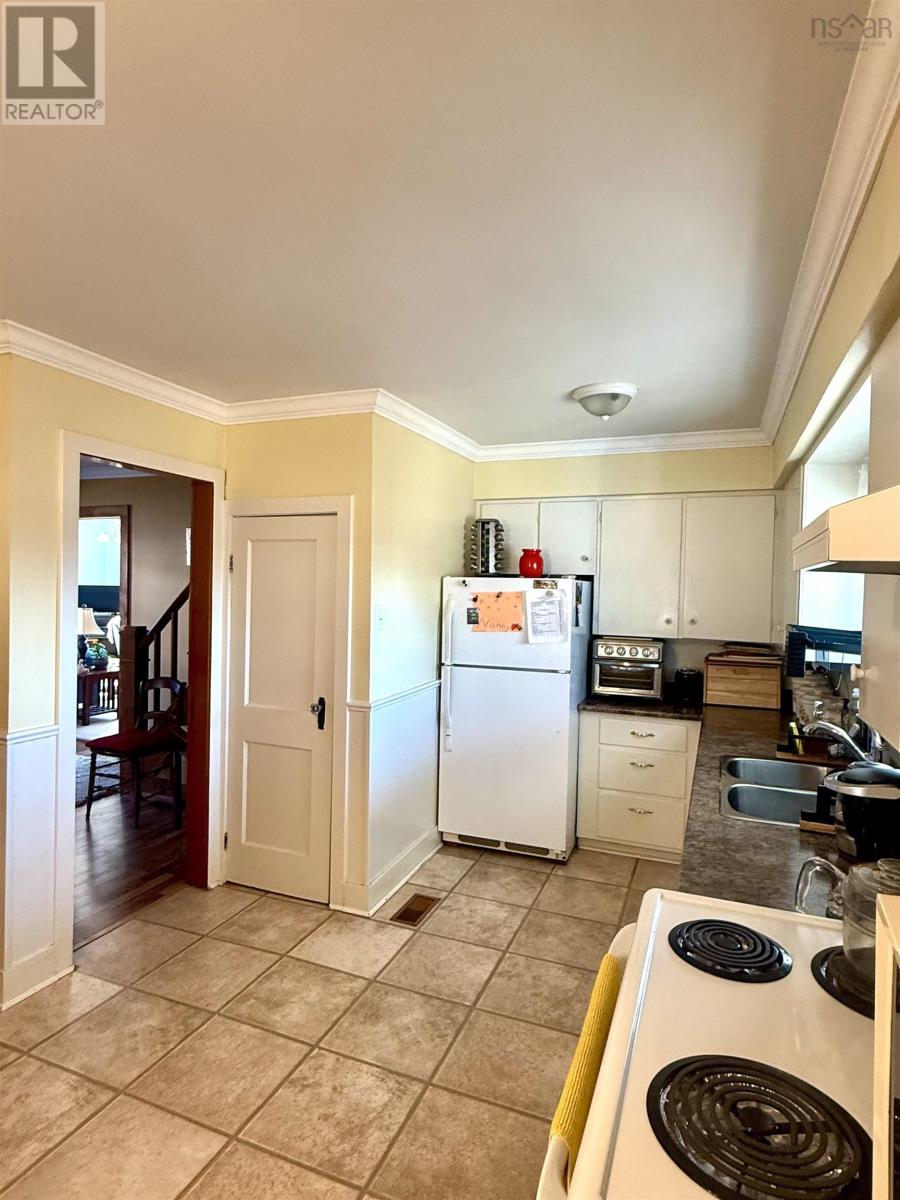 96 East Side Bickerton Road, Port Bickerton, Nova Scotia  B0J 1A0 - Photo 15 - 202506626