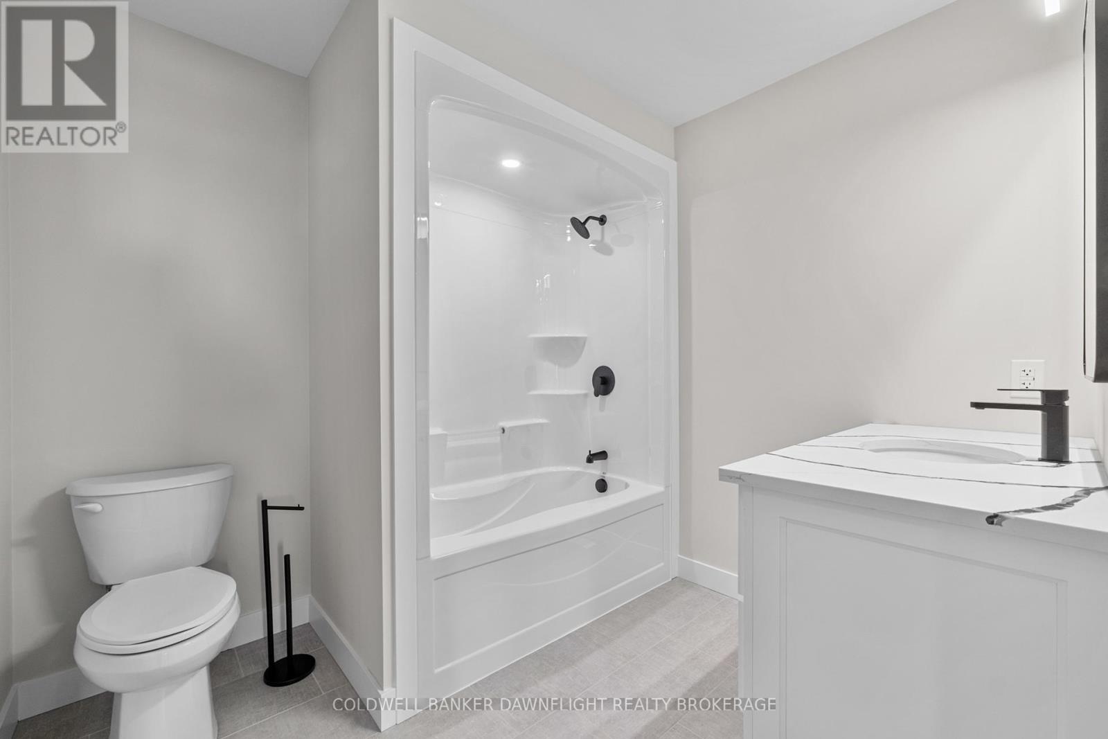 127 Victoria Avenue E, South Huron, Ontario  N0M 1M0 - Photo 22 - X12344556