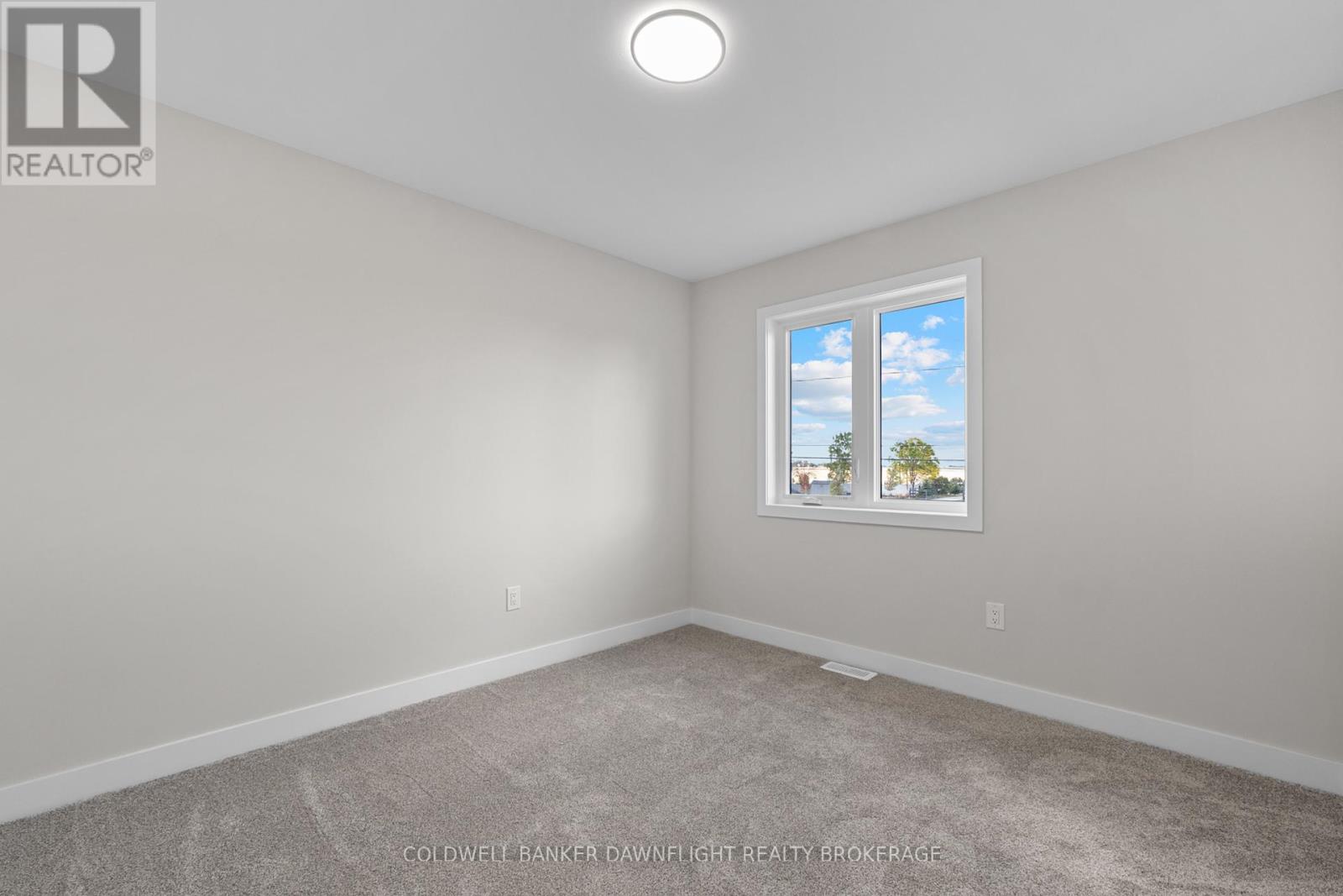 127 Victoria Avenue E, South Huron, Ontario  N0M 1M0 - Photo 24 - X12344556