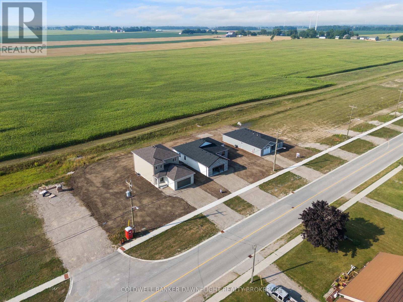 127 Victoria Avenue E, South Huron, Ontario  N0M 1M0 - Photo 4 - X12344556
