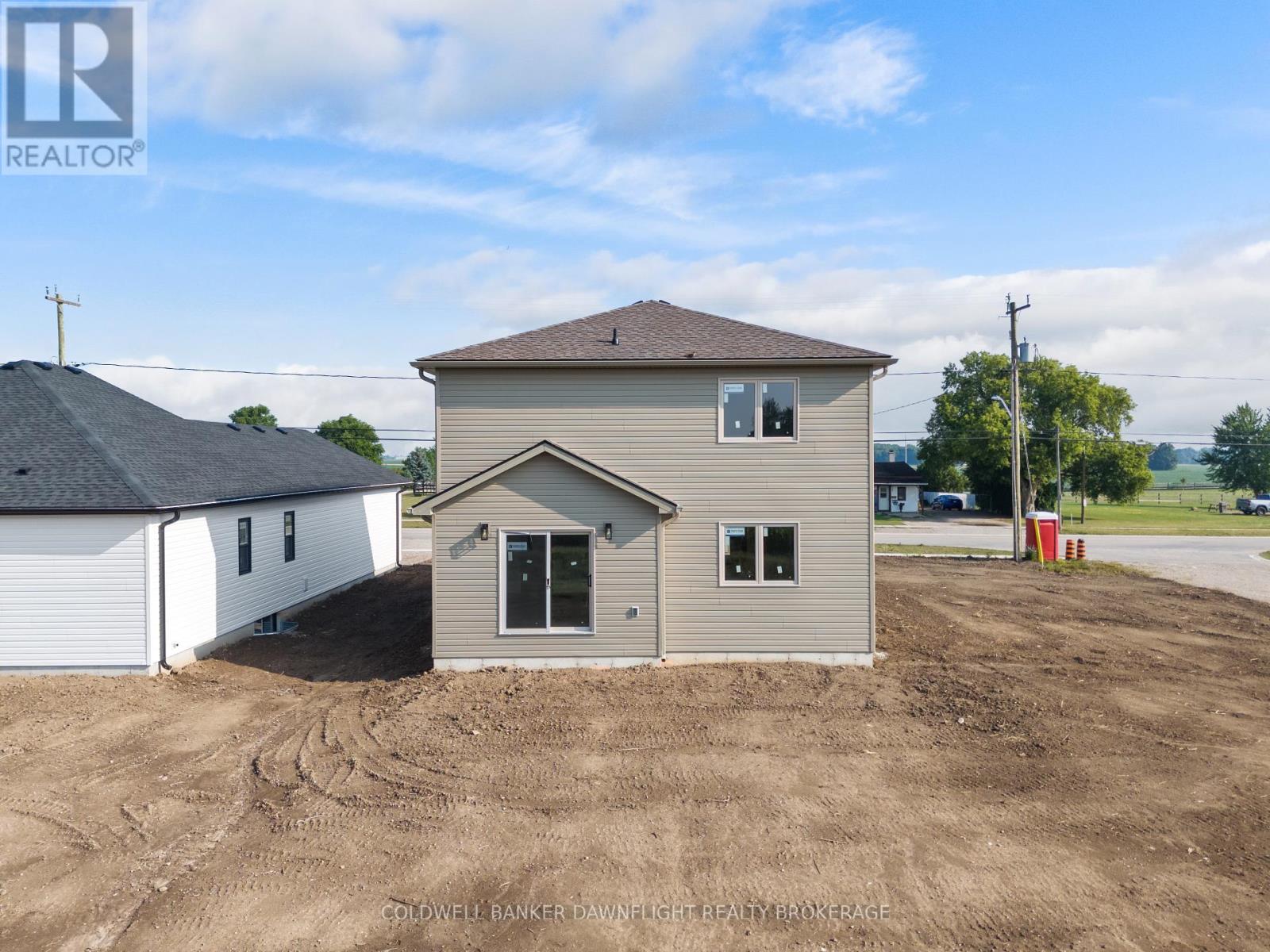 127 Victoria Avenue E, South Huron, Ontario  N0M 1M0 - Photo 6 - X12344556