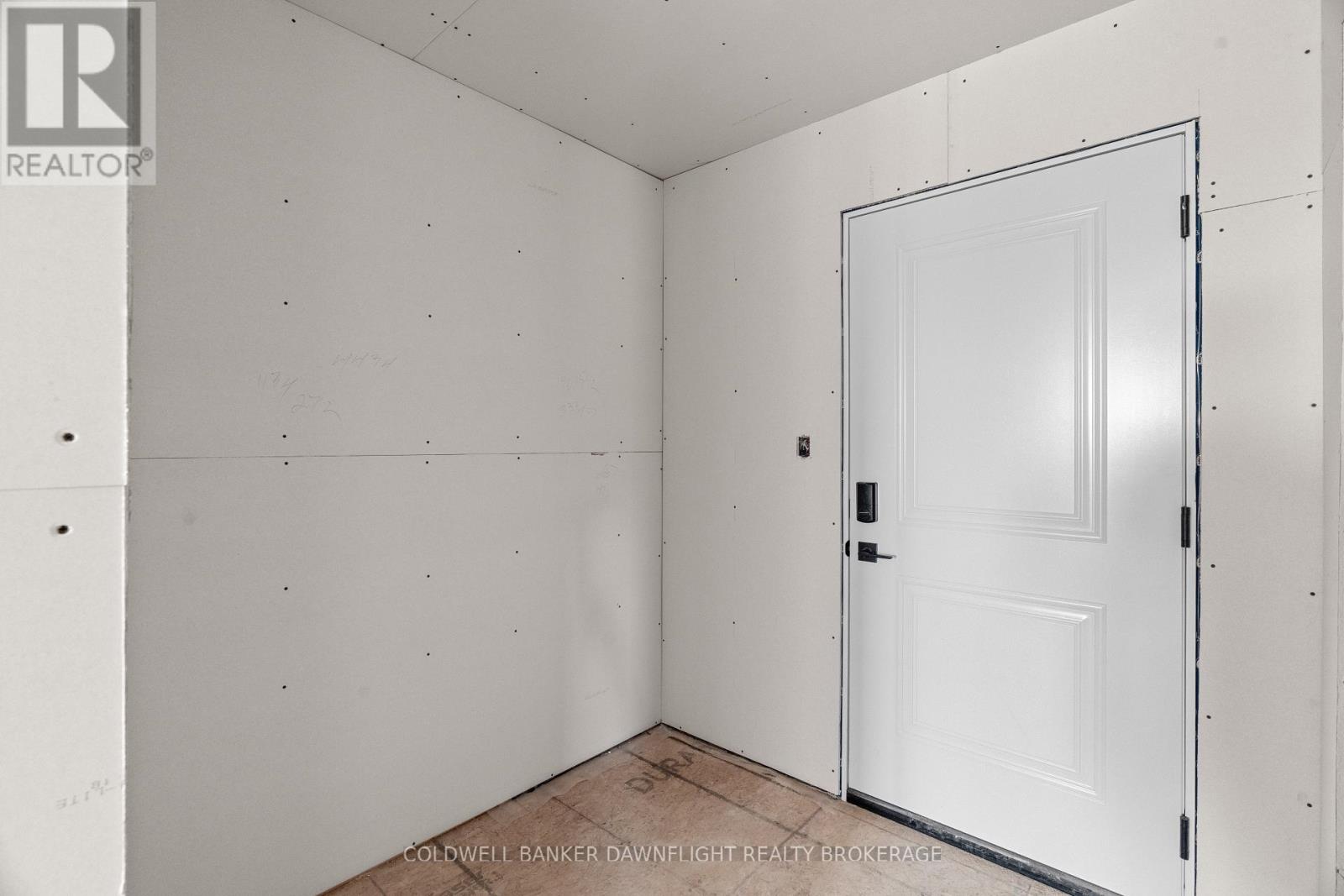 123 Victoria Avenue E, South Huron, Ontario  N0M 1M0 - Photo 12 - X12344560