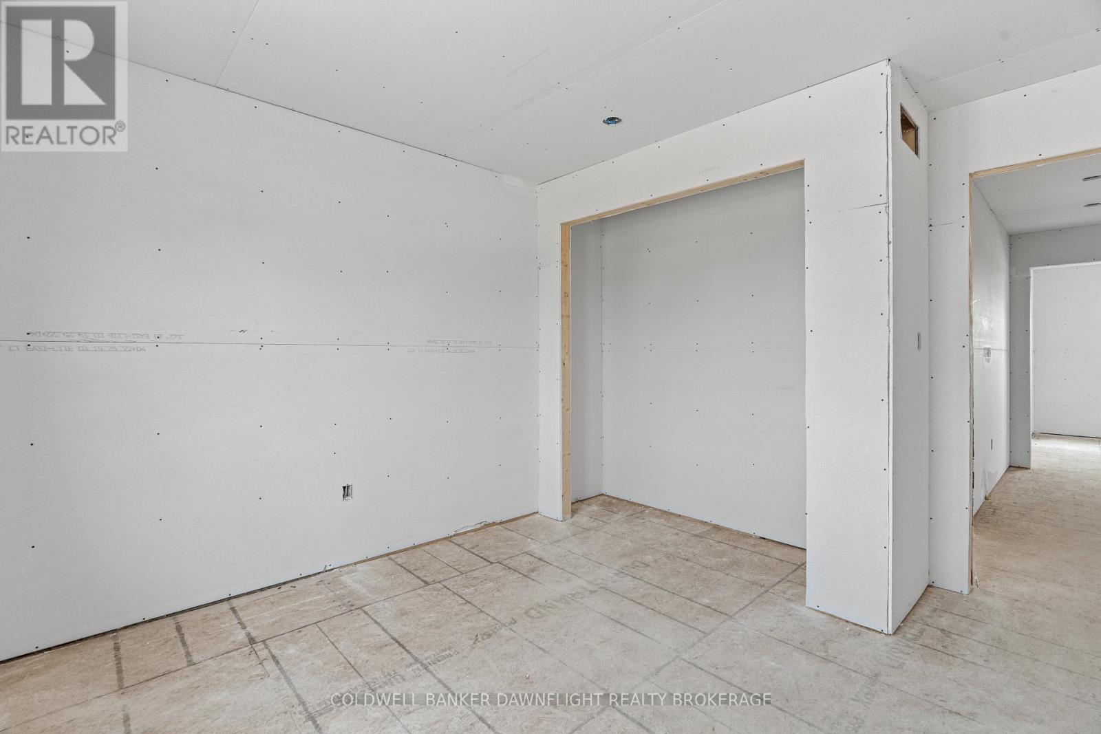 123 Victoria Avenue E, South Huron, Ontario  N0M 1M0 - Photo 21 - X12344560