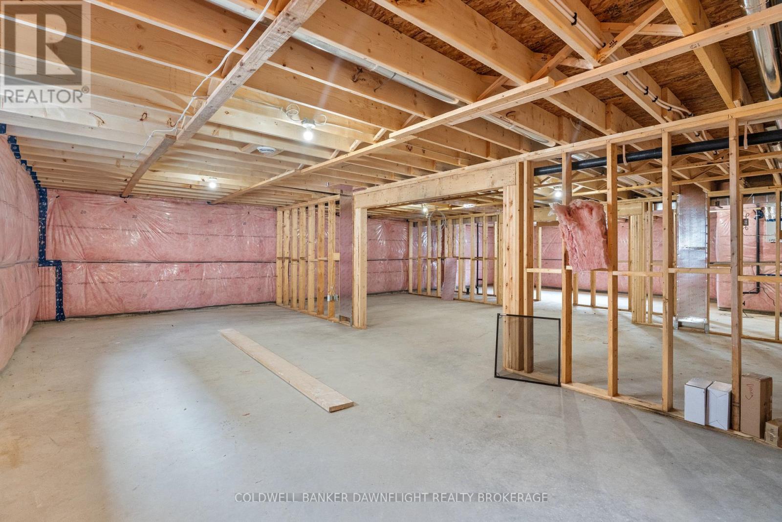 123 Victoria Avenue E, South Huron, Ontario  N0M 1M0 - Photo 25 - X12344560