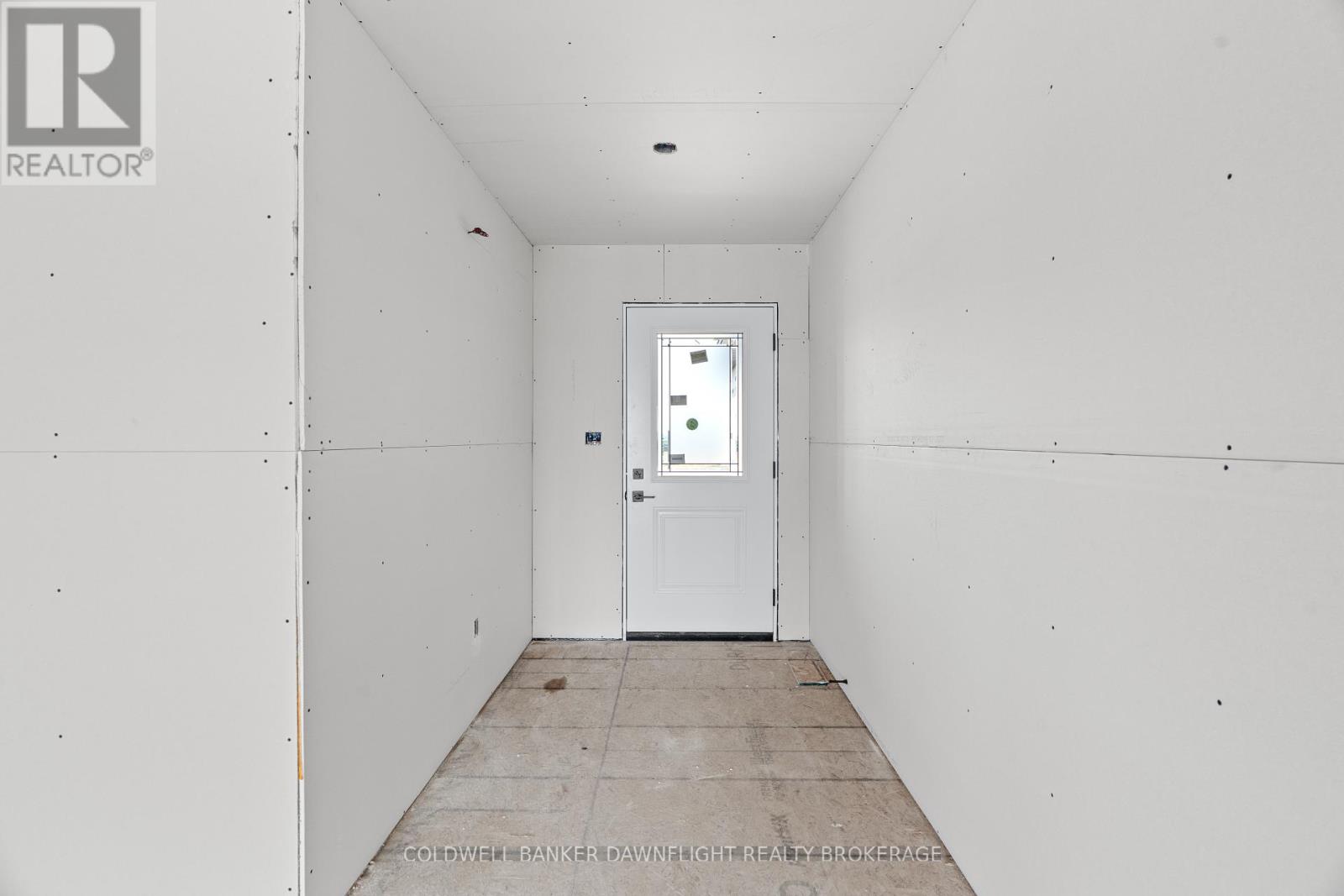 123 Victoria Avenue E, South Huron, Ontario  N0M 1M0 - Photo 6 - X12344560