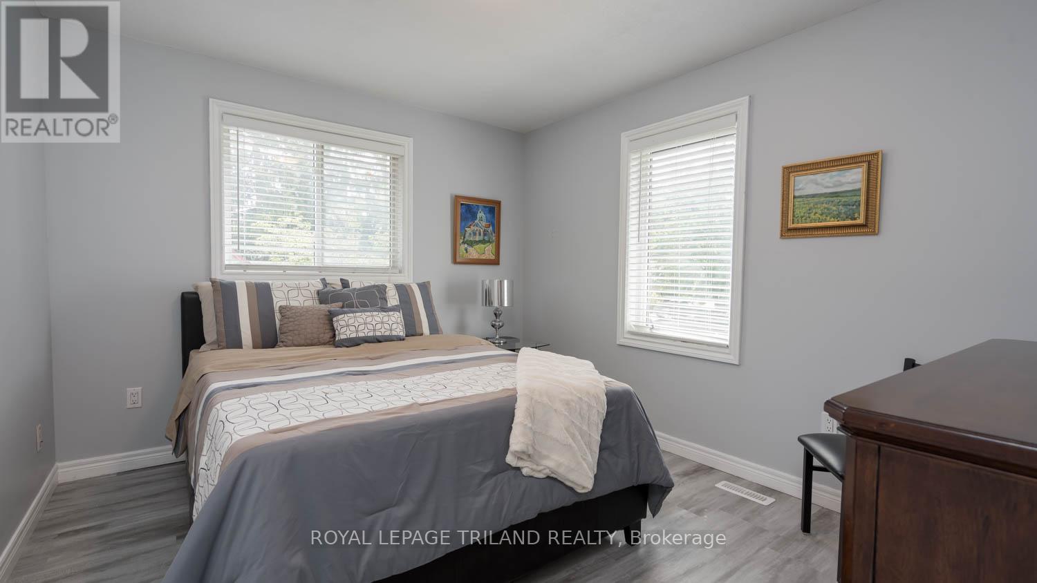 458 Boler Road, London South (South K), Ontario  N6K 2K7 - Photo 19 - X12344660
