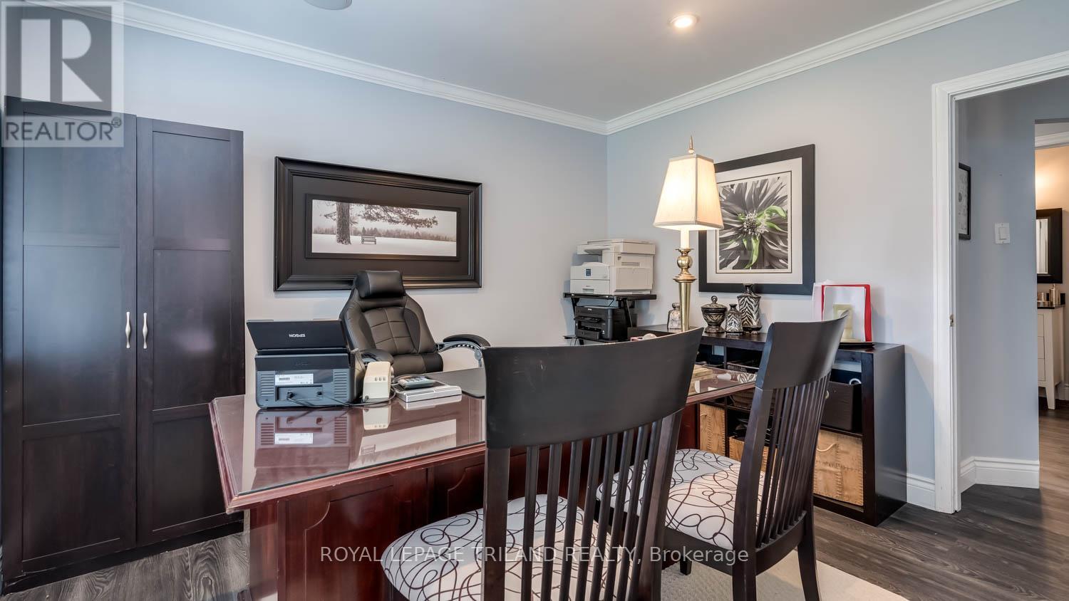 458 Boler Road, London South (South K), Ontario  N6K 2K7 - Photo 4 - X12344660