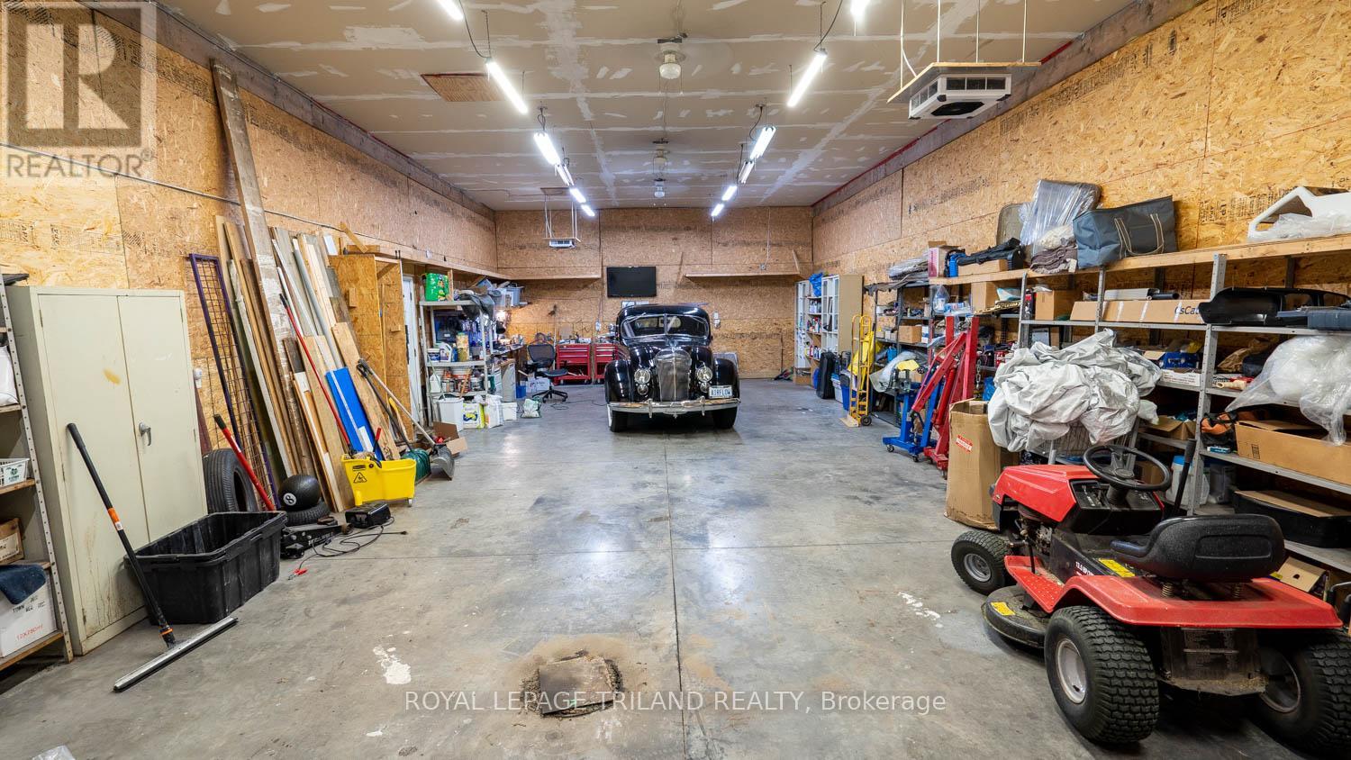 458 Boler Road, London South (South K), Ontario  N6K 2K7 - Photo 46 - X12344660