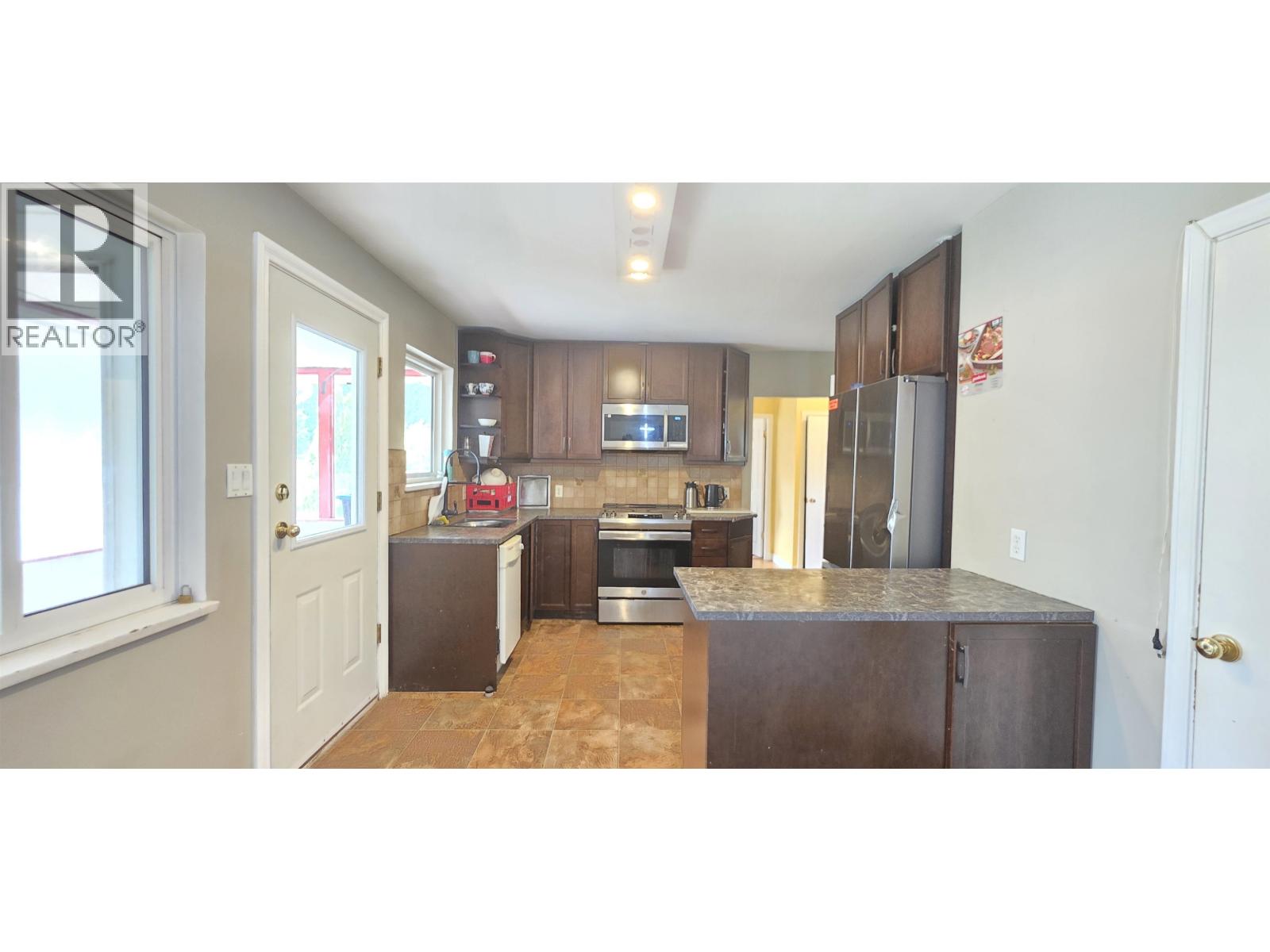 12163 230 Street, Maple Ridge, British Columbia  V2X 6R4 - Photo 7 - R3036976