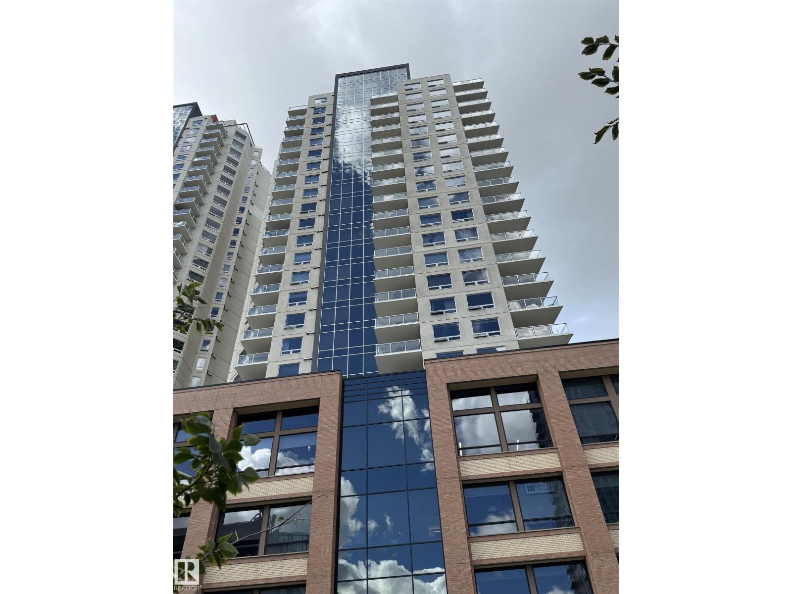 #602 10226 104 St Nw, Edmonton, Alberta  T5J 1B8 - Photo 2 - E4452902