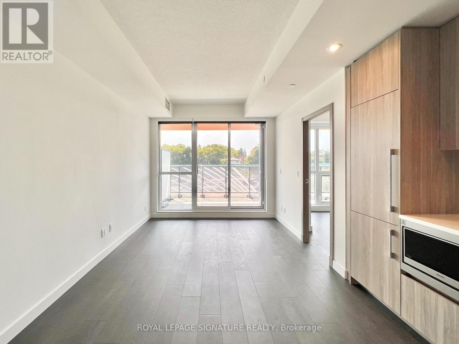Property at 305 - 27 MCMAHON DRIVE image 4