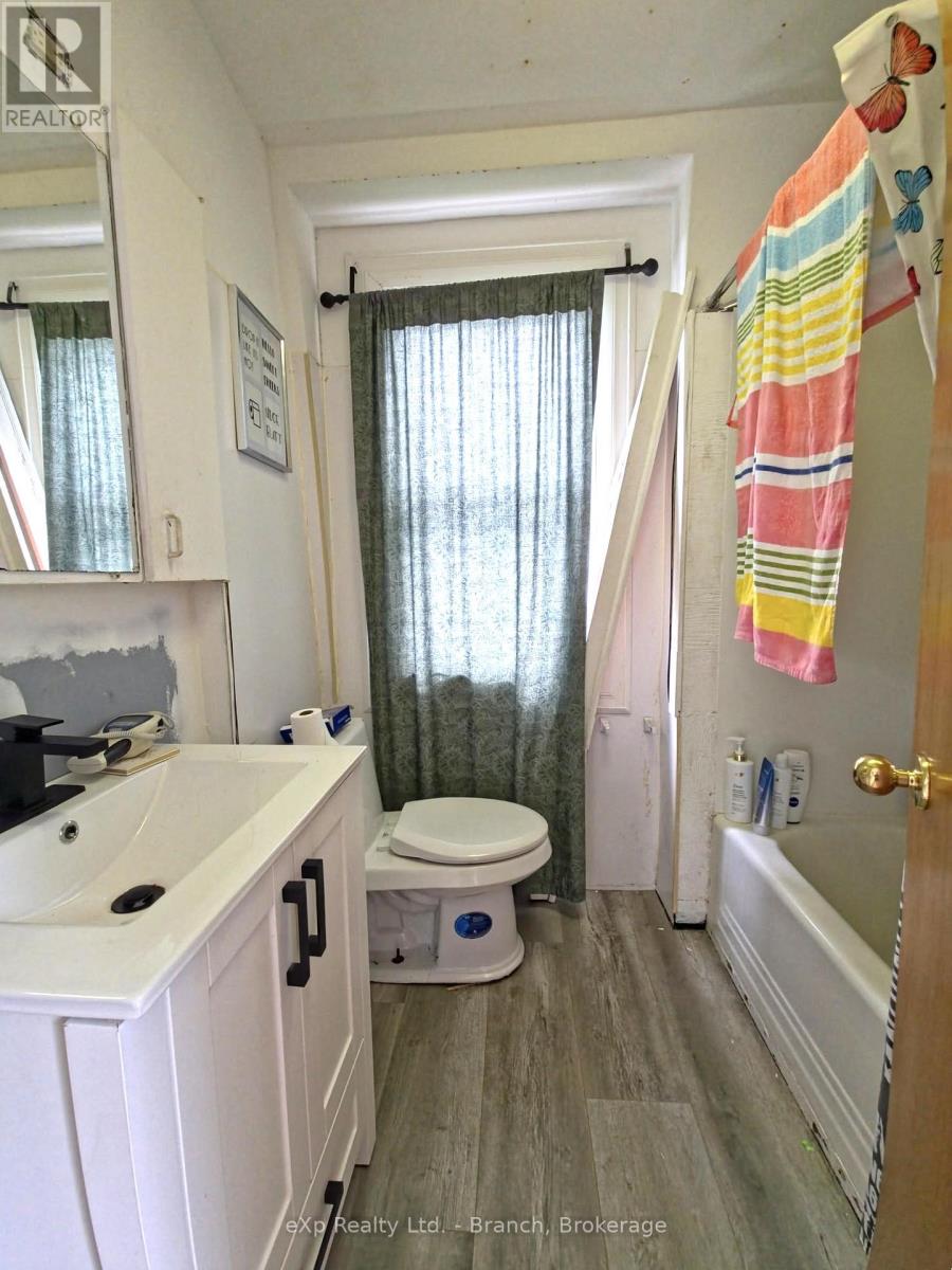26 George Street, Kirkland Lake, Ontario  P2N 3G8 - Photo 12 - T12344633