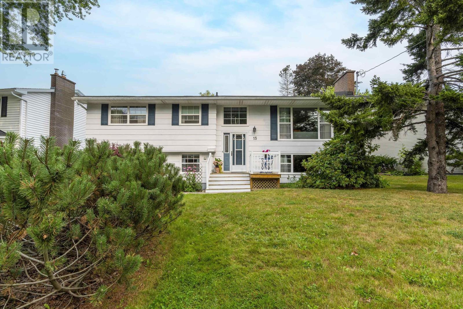 15 Landrace Crescent, Dartmouth, Nova Scotia  B2W 2P8 - Photo 1 - 202520058