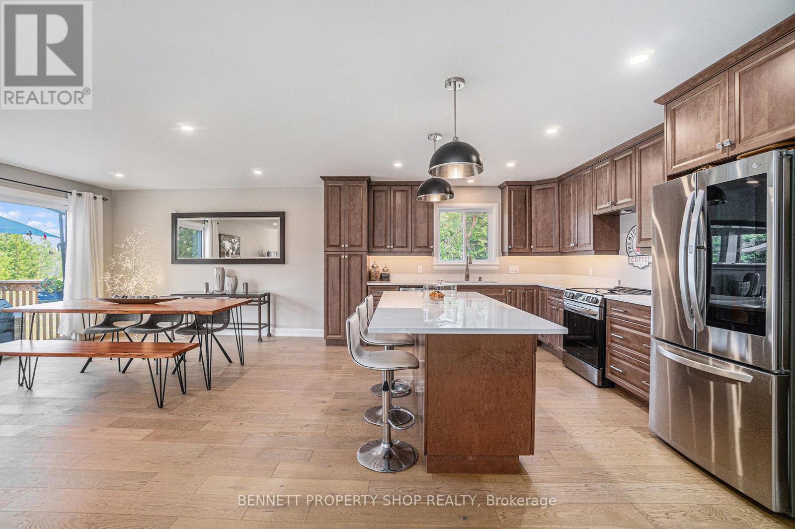 8 Red Door Lane, Horton, Ontario  K7V 3Z8 - Photo 11 - X12344628