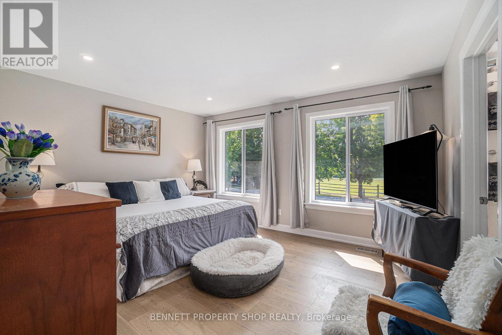8 Red Door Lane, Horton, Ontario  K7V 3Z8 - Photo 18 - X12344628