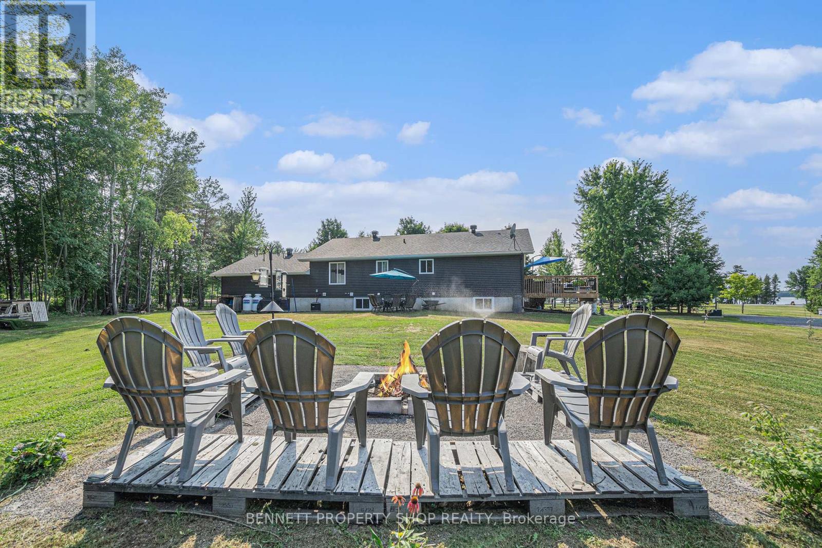 8 Red Door Lane, Horton, Ontario  K7V 3Z8 - Photo 29 - X12344628