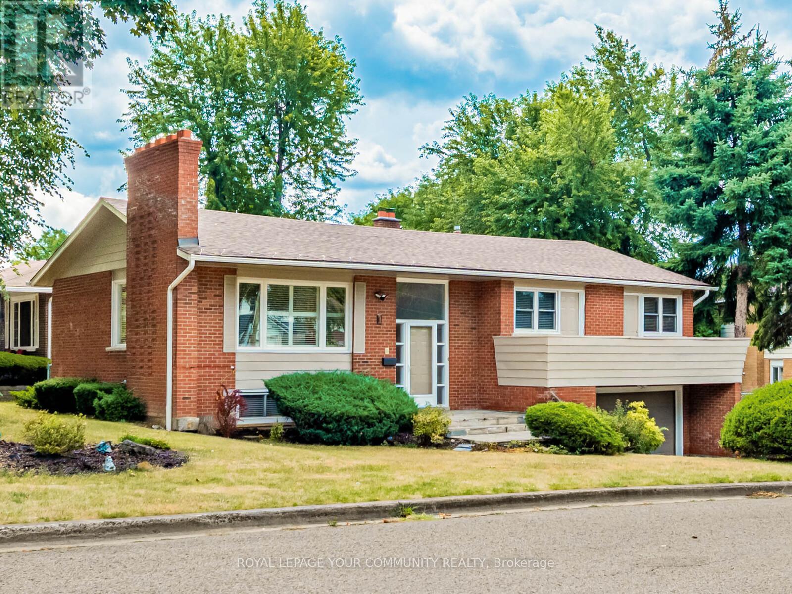 Property at 1 THORNY BRAE DRIVE image 1