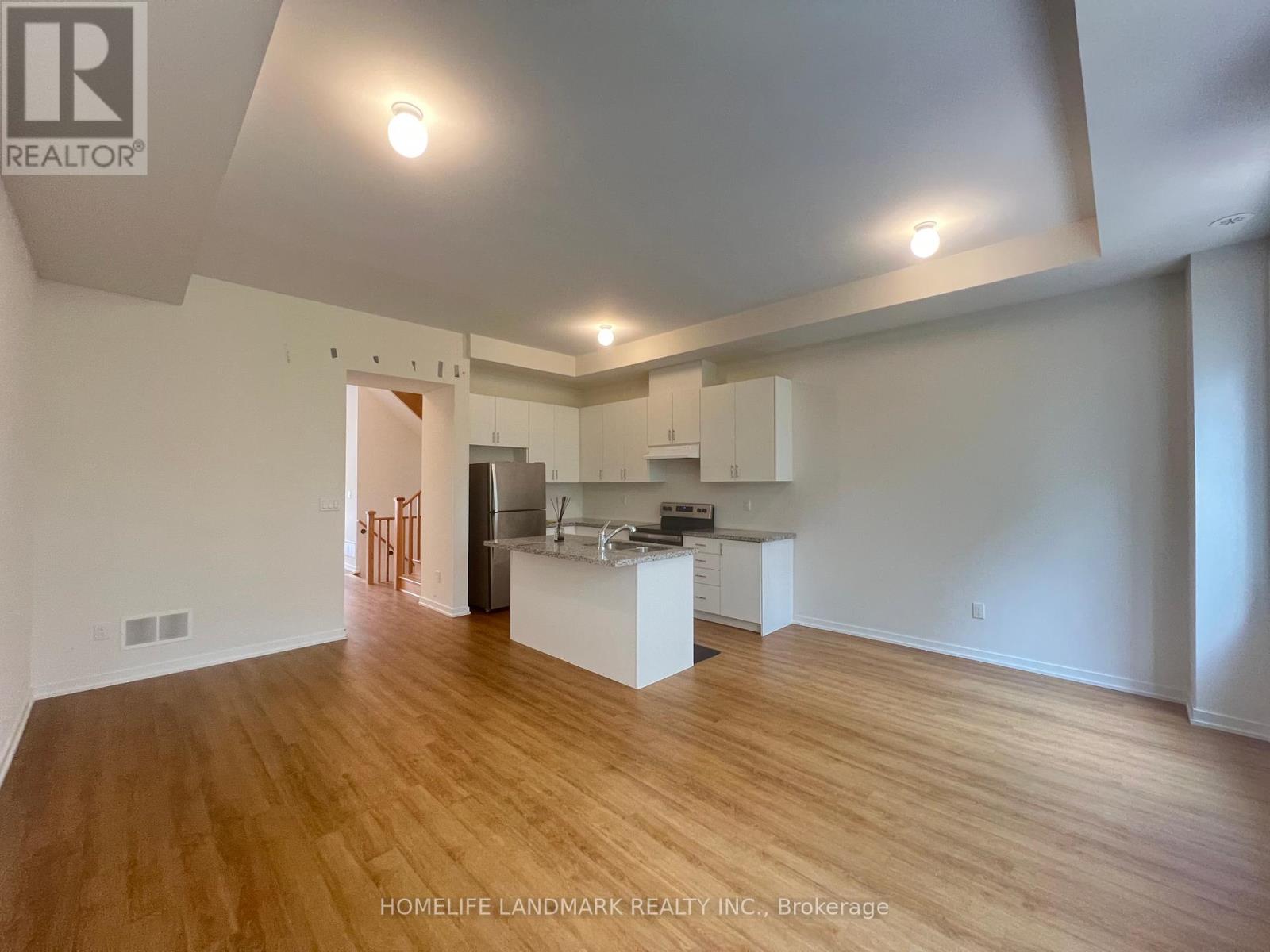 74 Pantheon Lane, Markham, Ontario L6E 0V3 - Photo 3 - N12344521