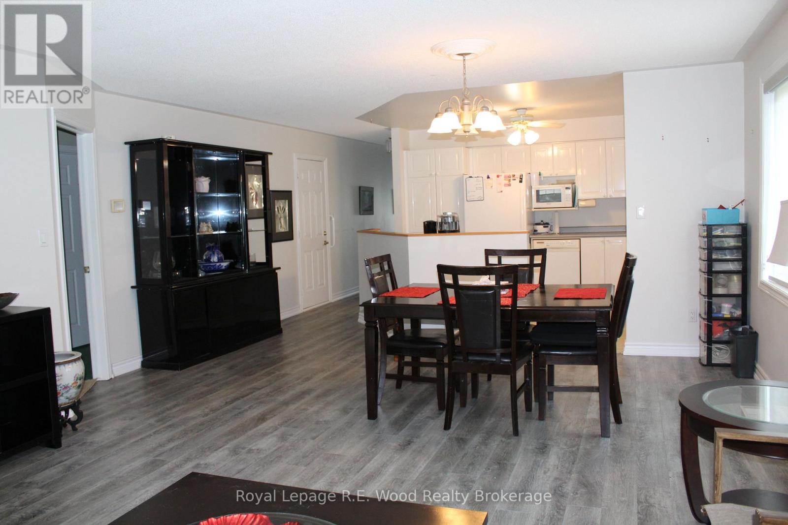7 Jackson Court, Tillsonburg, Ontario  N4G 5R3 - Photo 9 - X12344637