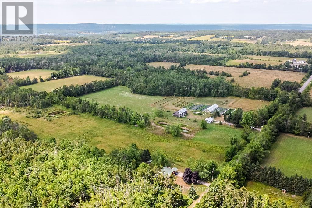 3682 Line 11 N, Oro-Medonte, Ontario  L0K 1E0 - Photo 1 - S12344498