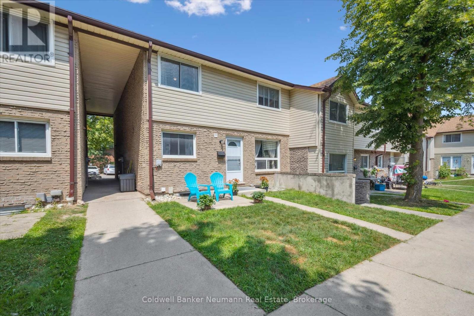 Property at 14 - 453 ALBERT STREET image 3