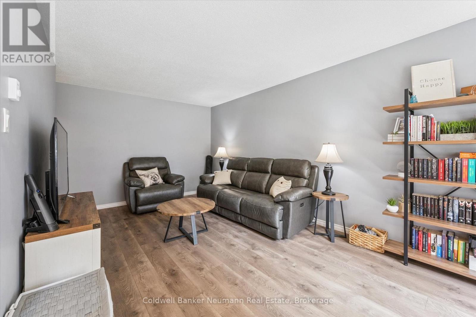 Property at 14 - 453 ALBERT STREET image 5