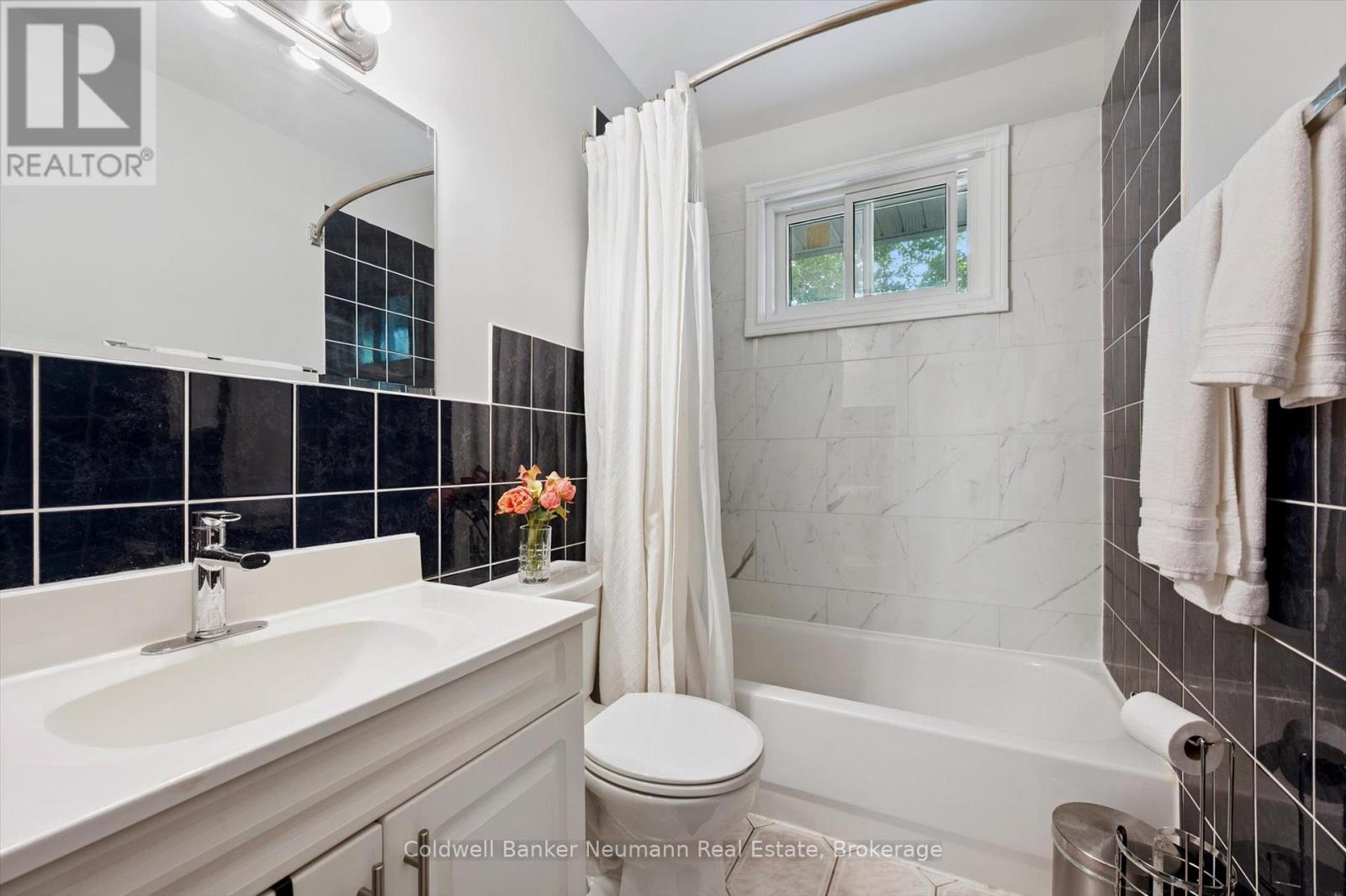 251 Metcalfe Street, Guelph, Ontario  N1E 4Y8 - Photo 20 - X12344668