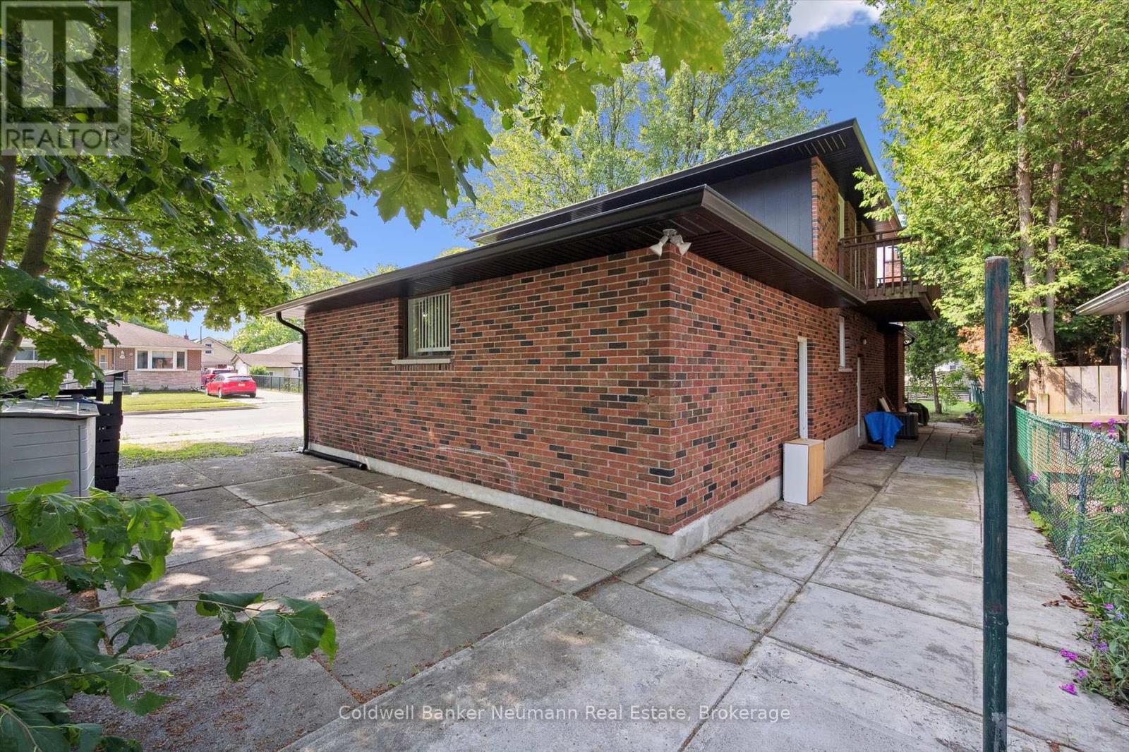 251 Metcalfe Street, Guelph, Ontario  N1E 4Y8 - Photo 39 - X12344668