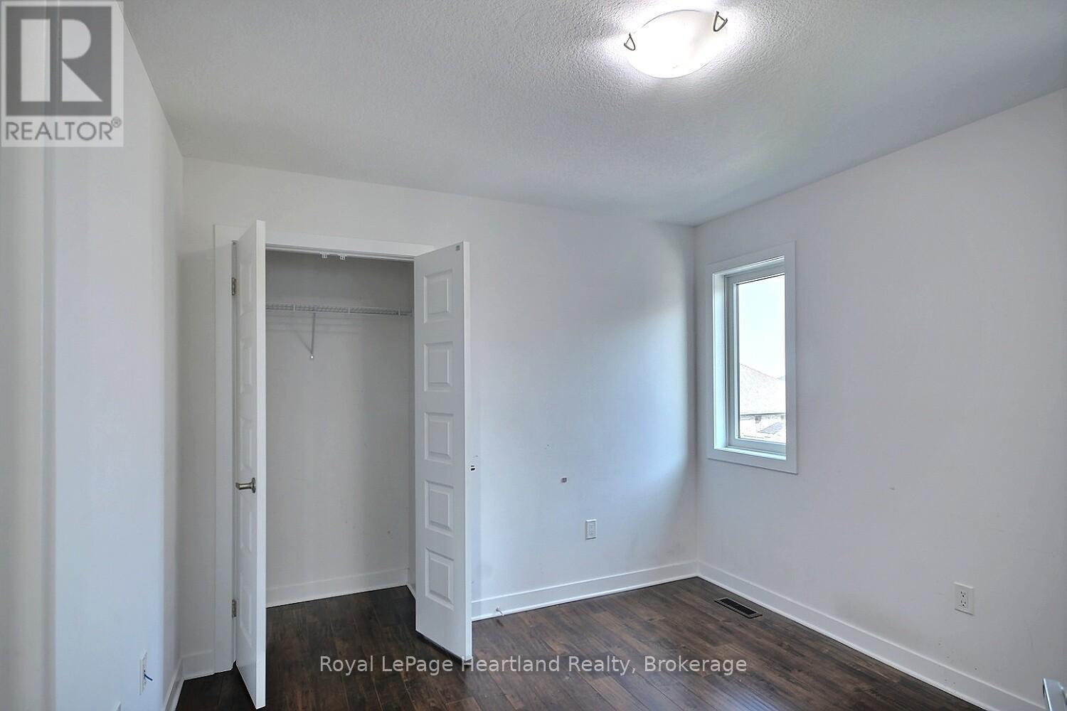 371 Beech Street, Lucan Biddulph, Ontario  N0M 2J0 - Photo 11 - X12344671