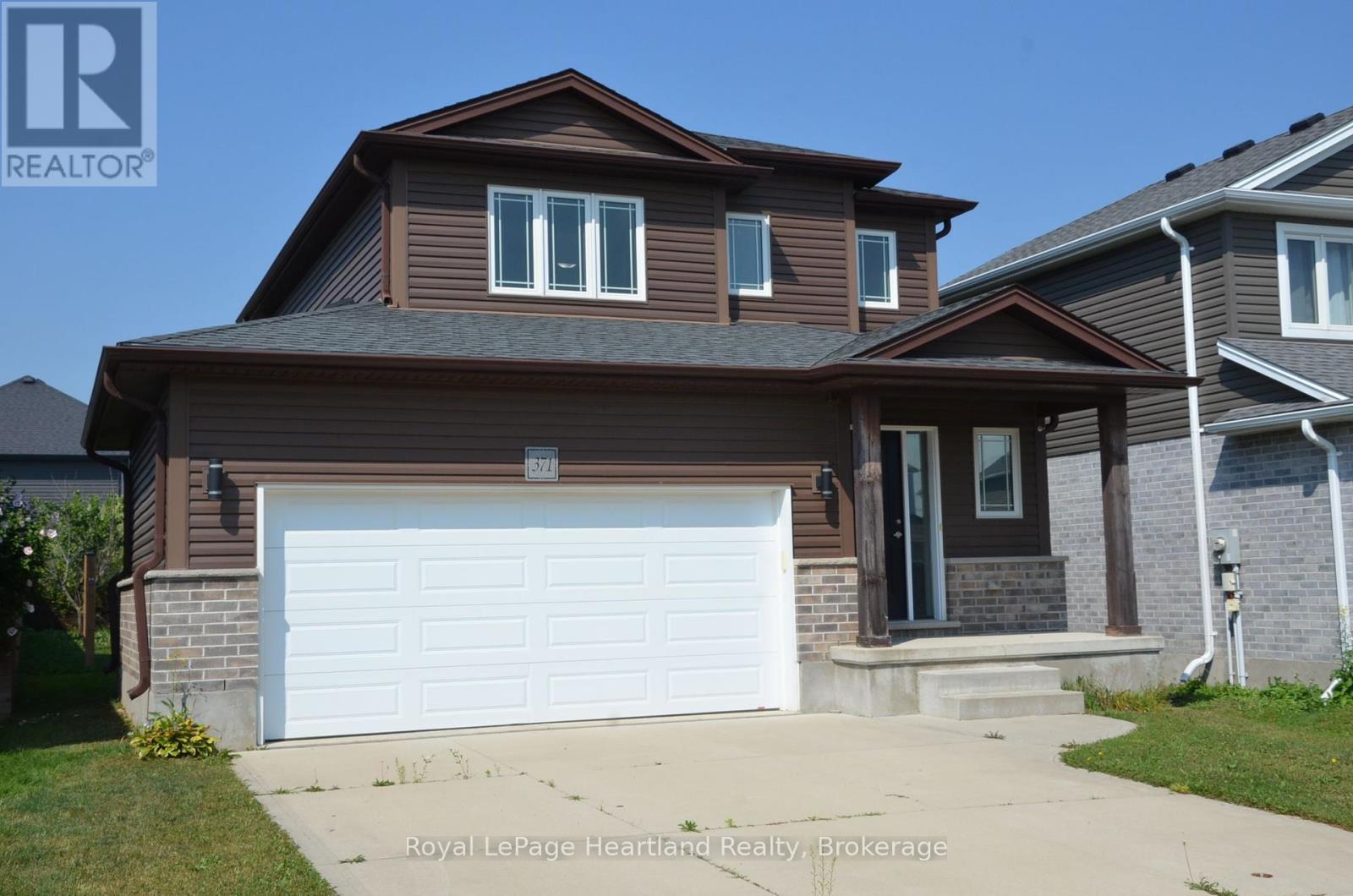371 Beech Street, Lucan Biddulph (Lucan), Ontario  N0M 2J0 - Photo 2 - X12344671