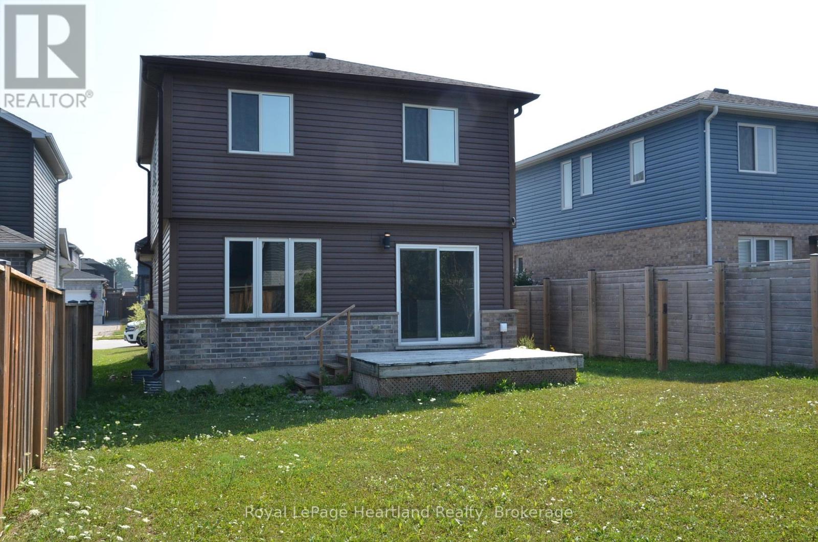 371 Beech Street, Lucan Biddulph, Ontario  N0M 2J0 - Photo 22 - X12344671
