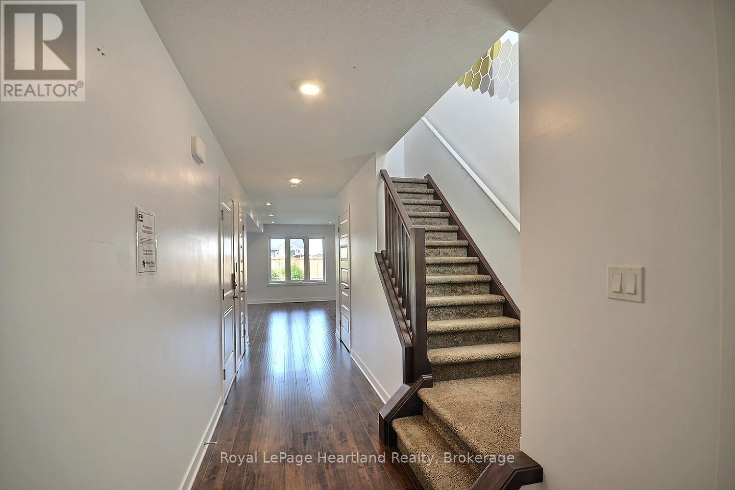 371 Beech Street, Lucan Biddulph, Ontario  N0M 2J0 - Photo 9 - X12344671