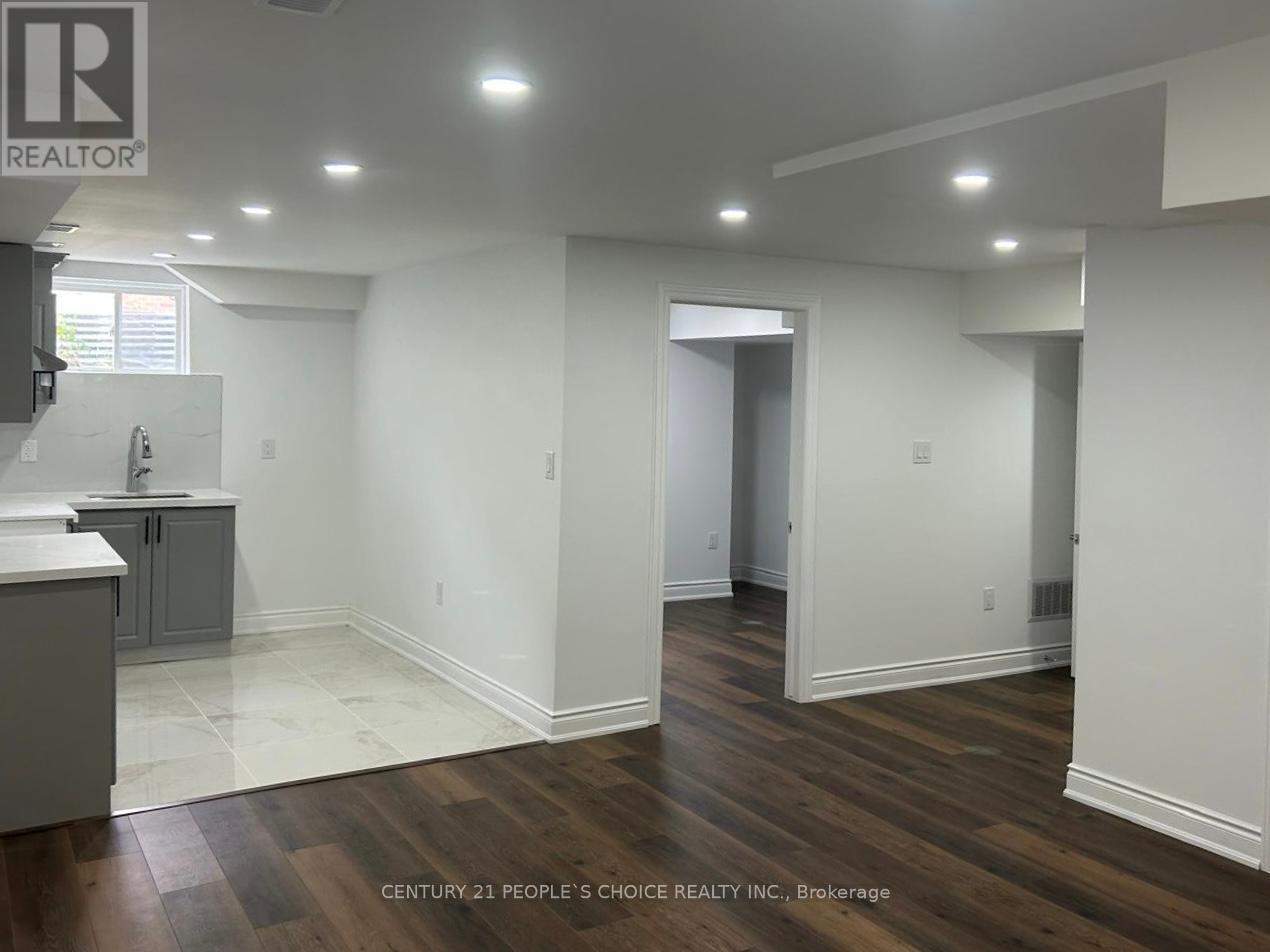 Bsmt - 66 Circus Crescent, Brampton (Northwest Brampton), Ontario  L7A 0H1 - Photo 1 - W12344533