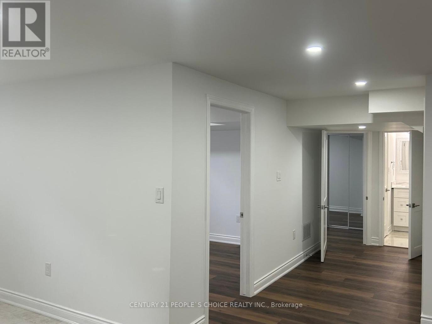 Bsmt - 66 Circus Crescent, Brampton (Northwest Brampton), Ontario  L7A 0H1 - Photo 3 - W12344533