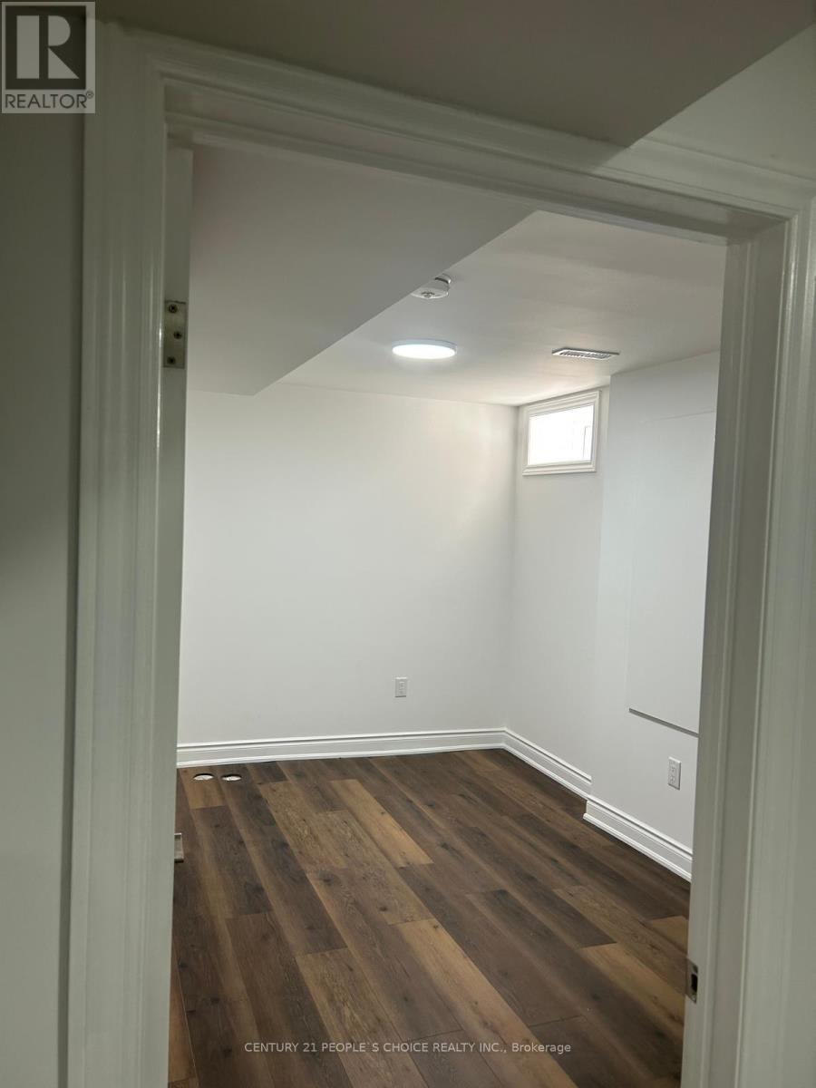 Bsmt - 66 Circus Crescent, Brampton (Northwest Brampton), Ontario  L7A 0H1 - Photo 8 - W12344533