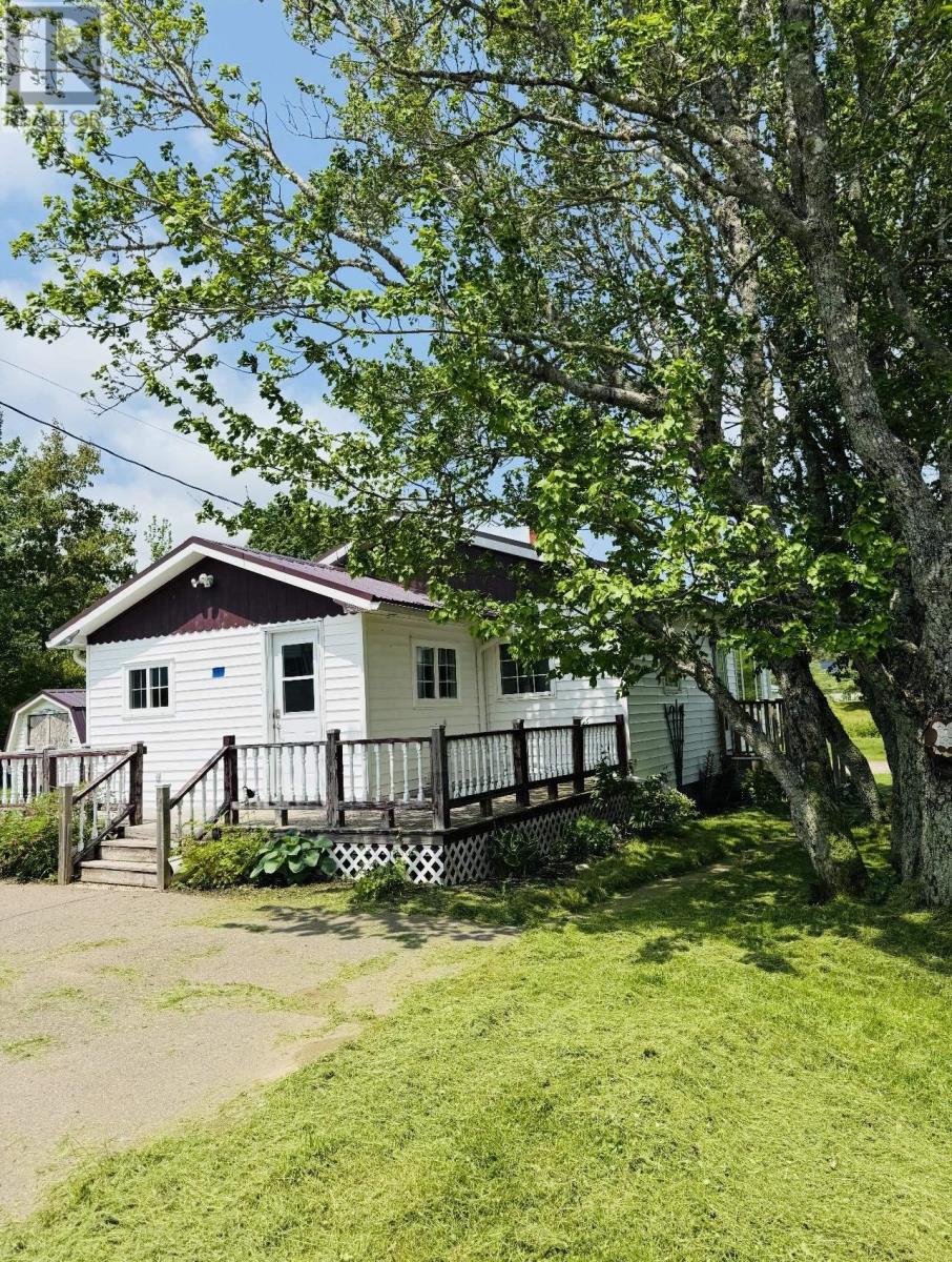 685 Greenville Road, Greenville Station, Nova Scotia  B0M 1Z0 - Photo 2 - 202504256