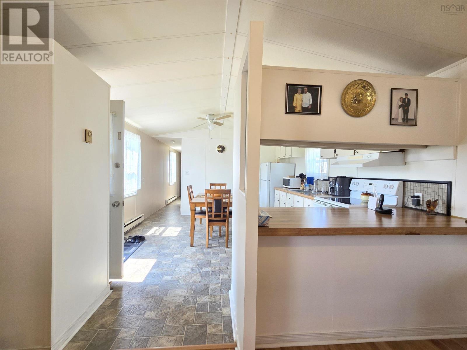 32 Lorne Crescent, Amherst, Nova Scotia  B4H 4B7 - Photo 8 - 202519131
